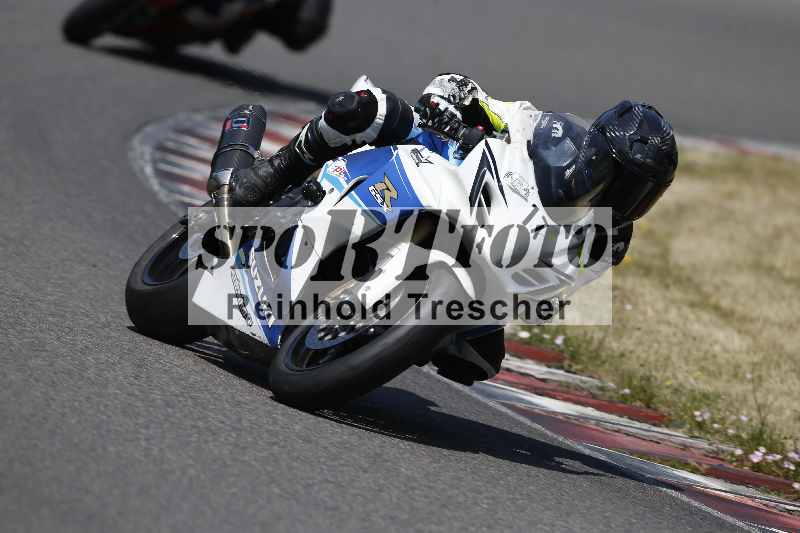 Archiv-2023/28 05.06.2023 Moto Club Anneau du Rhin/blanc-novice/17